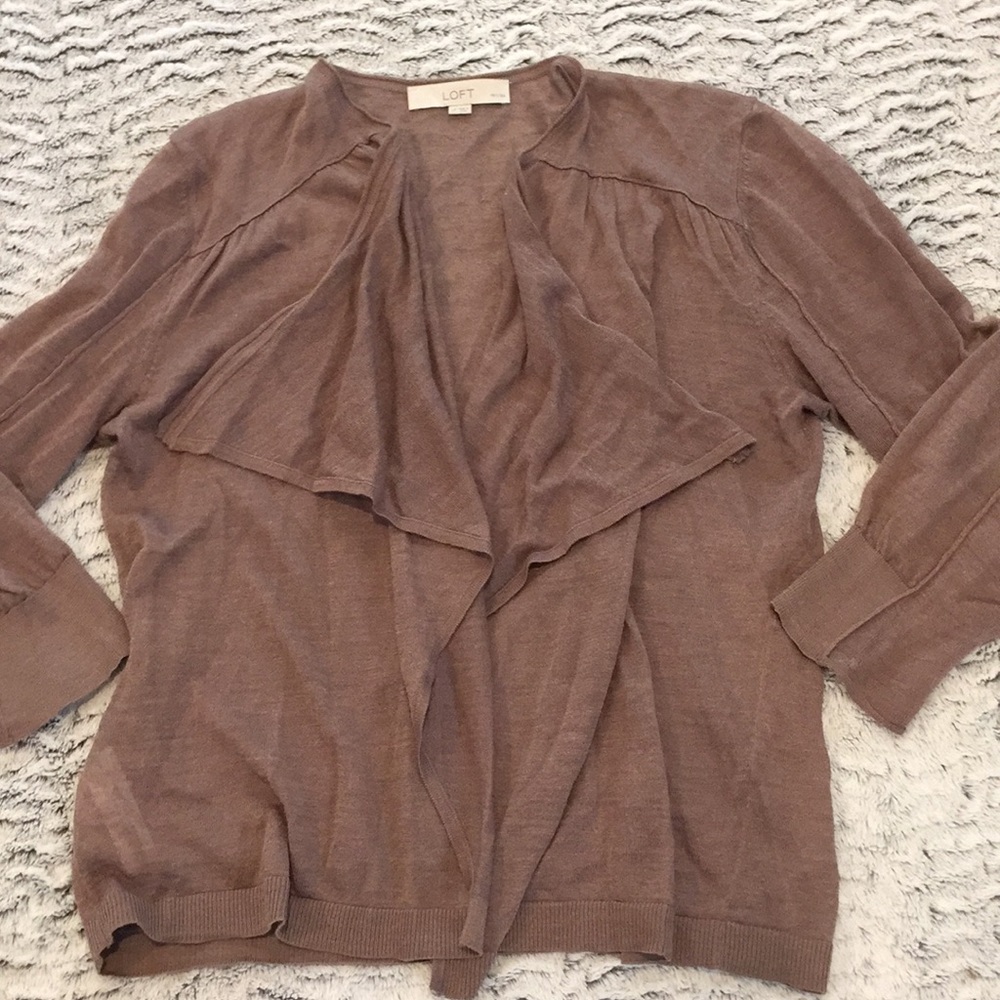 Light brown 3/4 sleeve triangle cardigan